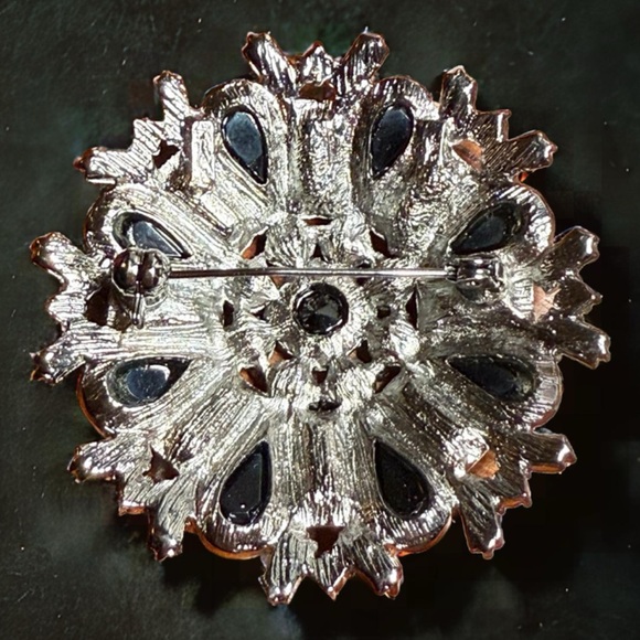 Vintage Black & Clear Rhinestone Burst Pin Brooch 2” diameter - Picture 2 of 2